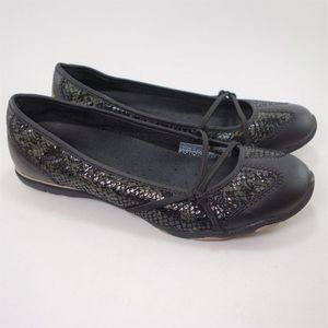 Skechers Womens Sz 7 Faux Snakeskin and Leather Ballet Flats Support Sole Black